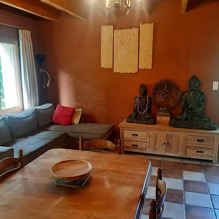 Zen Apartment *